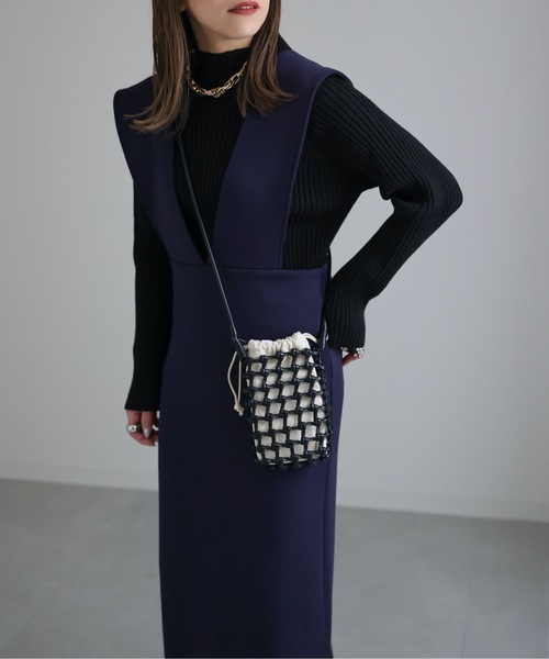 ap retro（アプレトロ）の「ワイドサスジャンパースカート（ジャンパースカート・レディース・グレイッシュブルー/アイボリー/ブラック/ネイビー・FREE）」の21枚目の写真