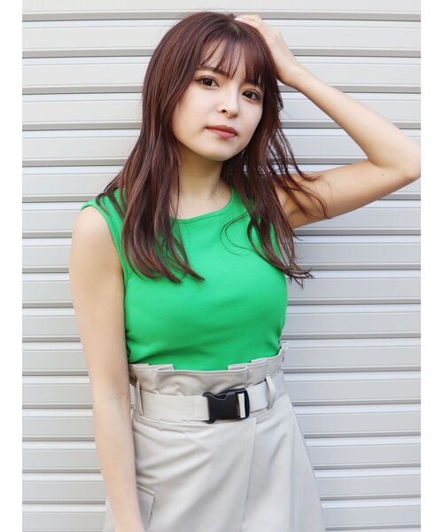 MURUA（ムルーア）の「バッククロスタンク（タンクトップ・レディース・アイボリー/ブラック/グリーン/ブルー/モカ・FREE）」の21枚目の写真