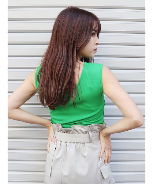 MURUA（ムルーア）の「バッククロスタンク（タンクトップ・レディース・アイボリー/ブラック/グリーン/ブルー/モカ・FREE）」の22枚目の写真