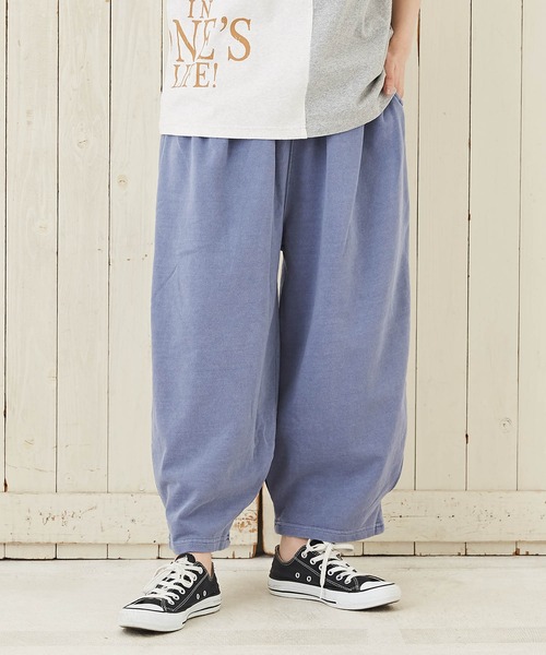 CUBE SUGAR（キューブシュガー）の「WEB限定裏毛ピグメントバイオスウェットパンツ（スウェットパンツ・レディース・スミクロ/ピンク/ブルー/カーキ/グレイッシュベージュ・M）」の4枚目の写真