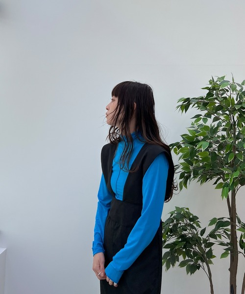 y/m by misato（イムバイミサト）の「シャークスキンジャンパースカート（スカート・レディース・キャメル/ブラック・FREE）」の13枚目の写真