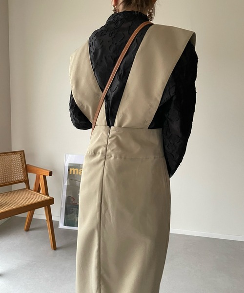 y/m by misato（イムバイミサト）の「シャークスキンジャンパースカート（スカート・レディース・キャメル/ブラック・FREE）」の20枚目の写真