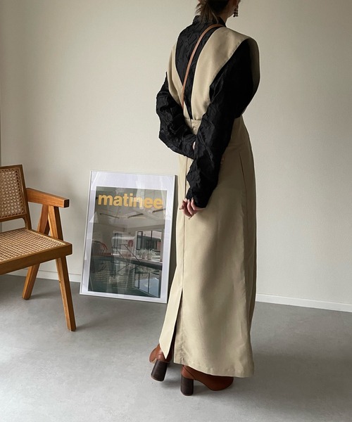 y/m by misato（イムバイミサト）の「シャークスキンジャンパースカート（スカート・レディース・キャメル/ブラック・FREE）」の5枚目の写真