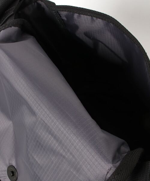 anello(アネロ)の「anelloGRANDE / アネログランデ / キャビン (モノ) メッセンジャー / GTM0453(メッセンジャーバッグ・レディース・ブラック/グレー/ブルー/レッド/ネイビー・ONESIZE)」の8枚目の写真