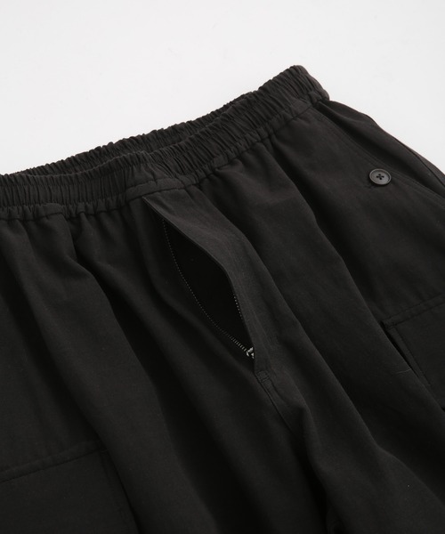 NANO universe（ナノユニバース）の「LB.03/クールタッチリネンイージーカーゴパンツ（カーゴパンツ・メンズ・アイボリー/ブラック・L/S/M）」の4枚目の写真