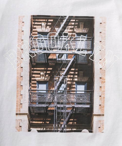 make a ray!(メイク ア レイ!)の「【別注】ストリートフォト NEW YORK/BROOKLYN/MANHATTAN プリントTシャツ/半袖T/ビッグシルエット(Tシャツ/カットソー・メンズ・オフホワイト/ホワイト/ライトホワイト・M/L)」の13枚目の写真