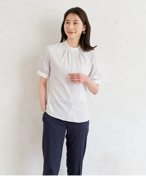 TOKYO SHIRTS（トウキョウシャツ）の「COFREX 配色衿ギャザー 五分袖ブラウス（ビジネスシャツ・レディース・ライトグレー・S/M/L/LL）」の7枚目の写真