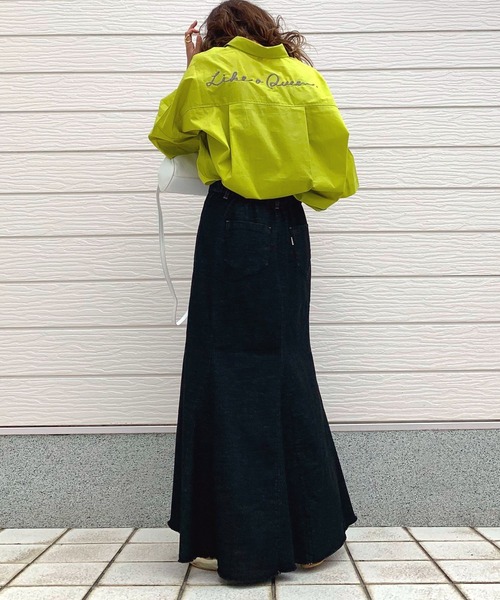 Q(キュー)の「バックロゴシャツ(シャツ/ブラウス・レディース・ネイビー系/ライム・MEDIUM)」の9枚目の写真