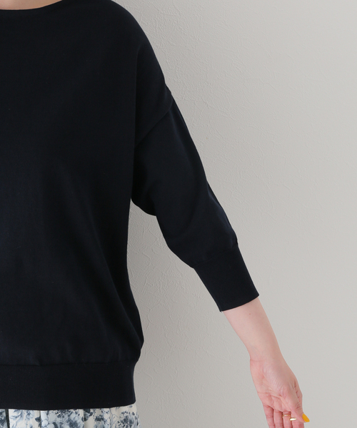 La TOTALITE（ラトータリテ）の「ボートネックバックスリットプルオーバー（ニット/セーター・レディース・ブルー/ホワイト/ネイビー/ベージュ・FREE）」の19枚目の写真