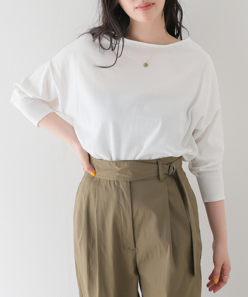 La TOTALITE（ラトータリテ）の「ボートネックバックスリットプルオーバー（ニット/セーター・レディース・ブルー/ホワイト/ネイビー/ベージュ・FREE）」の14枚目の写真