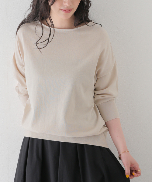 La TOTALITE（ラトータリテ）の「ボートネックバックスリットプルオーバー（ニット/セーター・レディース・ブルー/ホワイト/ネイビー/ベージュ・FREE）」の11枚目の写真