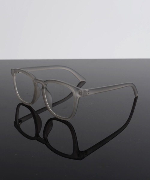 Revo.(レボ)の「<UNITED> BOSLLINGTON COLOR LENS SUNGLASSESE / "ユナイテッド" ボスリントン型 サングラス カラーレンズ クリアフレーム UVカット(サングラス・レディース・ライトブラウン/ライトグリーン/スモークグレー/ブラウン/クリア/ライトブルー/ブラック/ライトグレー/グレー系その他/ブラック系その他/クリアブラウン/モカ/スモーク/ライトベージュ/ブルー系その他/グリーン系その他/グレー・FREE)」の6枚目の写真