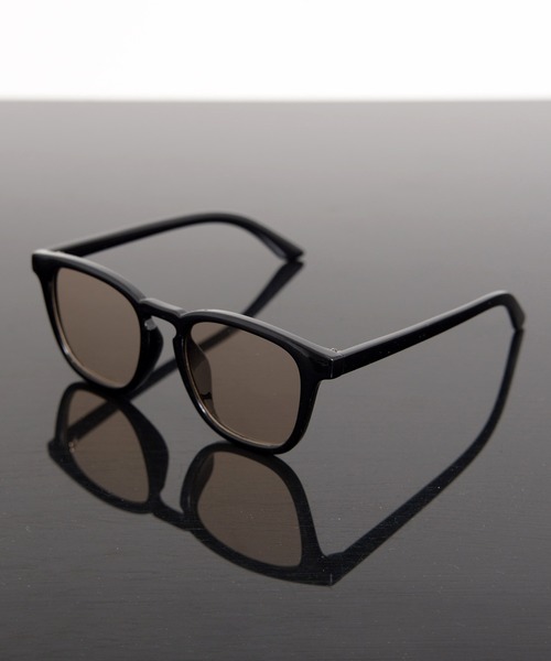 Revo.(レボ)の「<UNITED> BOSLLINGTON COLOR LENS SUNGLASSESE / "ユナイテッド" ボスリントン型 サングラス カラーレンズ クリアフレーム UVカット(サングラス・レディース・ライトブラウン/ライトグリーン/スモークグレー/ブラウン/クリア/ライトブルー/ブラック/ライトグレー/グレー系その他/ブラック系その他/クリアブラウン/モカ/スモーク/ライトベージュ/ブルー系その他/グリーン系その他/グレー・FREE)」の11枚目の写真