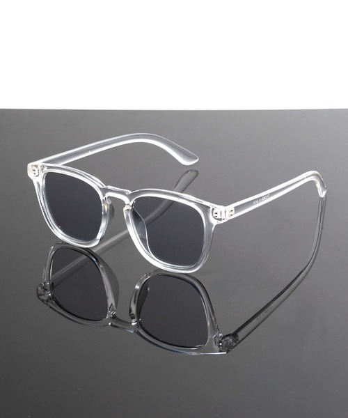 Revo.(レボ)の「<UNITED> BOSLLINGTON COLOR LENS SUNGLASSESE / "ユナイテッド" ボスリントン型 サングラス カラーレンズ クリアフレーム UVカット(サングラス・レディース・ライトブラウン/ライトグリーン/スモークグレー/ブラウン/クリア/ライトブルー/ブラック/ライトグレー/グレー系その他/ブラック系その他/クリアブラウン/モカ/スモーク/ライトベージュ/ブルー系その他/グリーン系その他/グレー・FREE)」の3枚目の写真