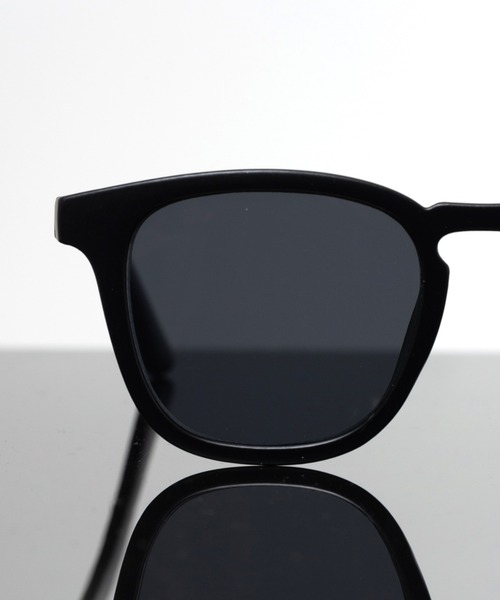 Revo.(レボ)の「<UNITED> BOSLLINGTON COLOR LENS SUNGLASSESE / "ユナイテッド" ボスリントン型 サングラス カラーレンズ クリアフレーム UVカット(サングラス・レディース・ライトブラウン/ライトグリーン/スモークグレー/ブラウン/クリア/ライトブルー/ブラック/ライトグレー/グレー系その他/ブラック系その他/クリアブラウン/モカ/スモーク/ライトベージュ/ブルー系その他/グリーン系その他/グレー・FREE)」の18枚目の写真