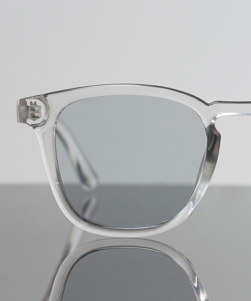 Revo.(レボ)の「<UNITED> BOSLLINGTON COLOR LENS SUNGLASSESE / "ユナイテッド" ボスリントン型 サングラス カラーレンズ クリアフレーム UVカット(サングラス・レディース・ライトブラウン/ライトグリーン/スモークグレー/ブラウン/クリア/ライトブルー/ブラック/ライトグレー/グレー系その他/ブラック系その他/クリアブラウン/モカ/スモーク/ライトベージュ/ブルー系その他/グリーン系その他/グレー・FREE)」の19枚目の写真