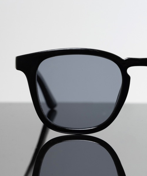 Revo.(レボ)の「<UNITED> BOSLLINGTON COLOR LENS SUNGLASSESE / "ユナイテッド" ボスリントン型 サングラス カラーレンズ クリアフレーム UVカット(サングラス・レディース・ライトブラウン/ライトグリーン/スモークグレー/ブラウン/クリア/ライトブルー/ブラック/ライトグレー/グレー系その他/ブラック系その他/クリアブラウン/モカ/スモーク/ライトベージュ/ブルー系その他/グリーン系その他/グレー・FREE)」の20枚目の写真