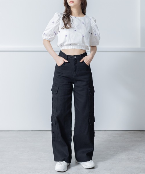 clear（クリア）の「刺繍入りショート丈ブラウス [パフスリーブ 骨格ウェーブ]（シャツ/ブラウス・レディース・オフホワイト/ブラック/グリーン・F）」の15枚目の写真