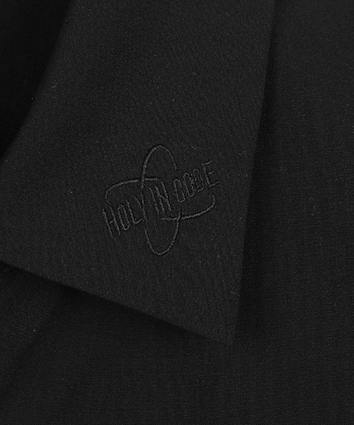 HOLY IN CODE（ホーリーインコード）の「[3rdSpring × HOLY IN CODE] オリジナルロゴ刺繍ワンポイントシンプルシャツ（シャツ/ブラウス・メンズ・ブラック/スカイブルー/ホワイト・FREE）」の19枚目の写真