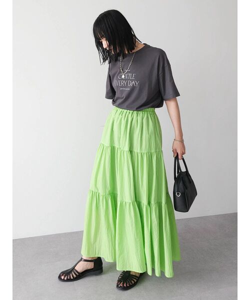 ELENCARE DUE(エレンカーレデュエ)の「・ELENCARE DUE ナイロンティアードスカート(スカート・レディース・グリーン/ブラック・FREE)」の15枚目の写真