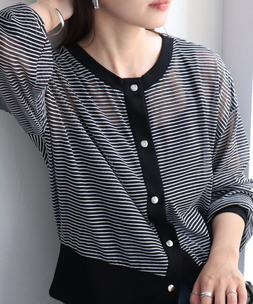 fredy emue（フレディエミュ）の「シアーボーダーカーディガン（カーディガン/ボレロ・レディース・ブラック系その他/ホワイト系その他・38）」の11枚目の写真