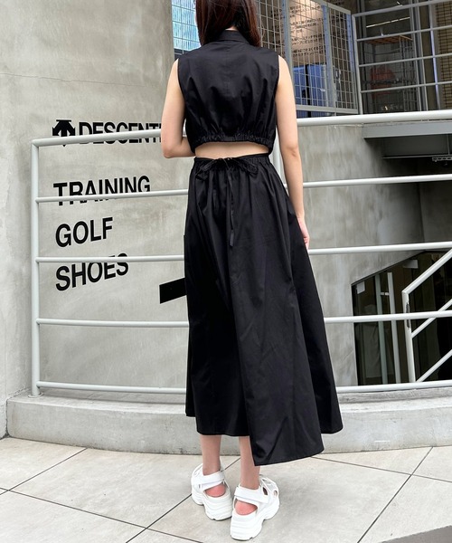 INGNI(イング)の「カットアウトリボンノースリシャツワンピース(ワンピース・レディース・ブルー系1/オフホワイト/ブラック・M)」の17枚目の写真