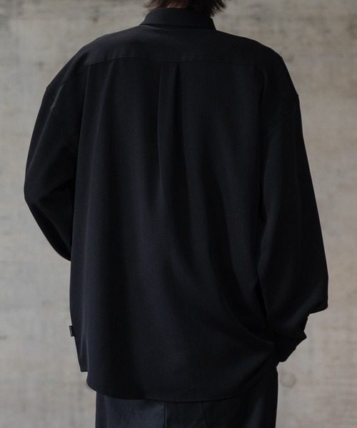 JOHN'S CLOSET（ジョンズクローゼット）の「【a】ナチュラルストレッチ 異素材切替 ルーズサイズ 長袖シャツ（シャツ/ブラウス・メンズ・ブラック/ホワイト/グレイッシュベージュ/ブルー/ブラック系その他/ライトグレー/ホワイト系その他・LARGE/MEDIUM/X-LARGE）」の16枚目の写真