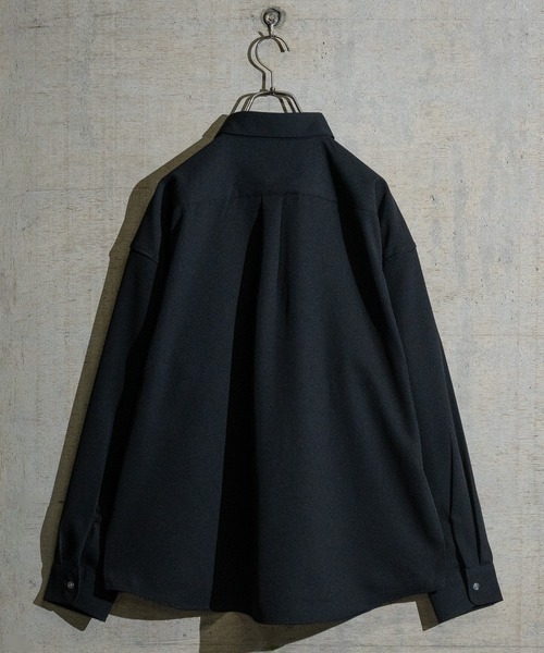 JOHN'S CLOSET（ジョンズクローゼット）の「【a】ナチュラルストレッチ 異素材切替 ルーズサイズ 長袖シャツ（シャツ/ブラウス・メンズ・ブラック/ホワイト/グレイッシュベージュ/ブルー/ブラック系その他/ライトグレー/ホワイト系その他・LARGE/MEDIUM/X-LARGE）」の8枚目の写真