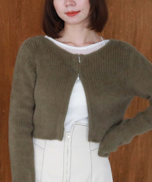 archives（アルシーヴ）の「フェザーWジップリブニット（カーディガン