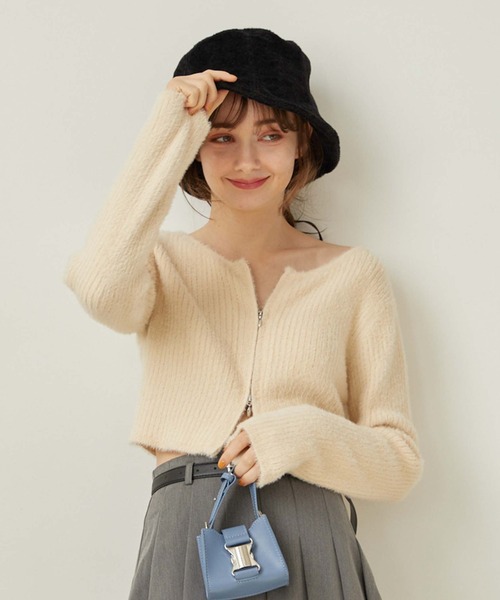 アルベロベロ♥️うさぎさんアップリケとフリンジ付きウールニットカーディガン アルベロベロ♥️うさぎさんアップリケとフリンジ付きウールニット