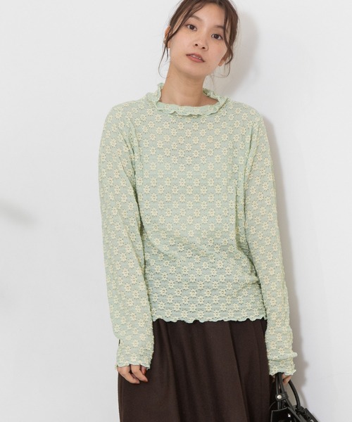 POU DOU DOU(プードゥドゥ)の「花柄ストレッチレースタートルトップス(Tシャツ/カットソー・レディース・オフホワイト/ライトブルー/イエロー/ブラック・3)」の5枚目の写真