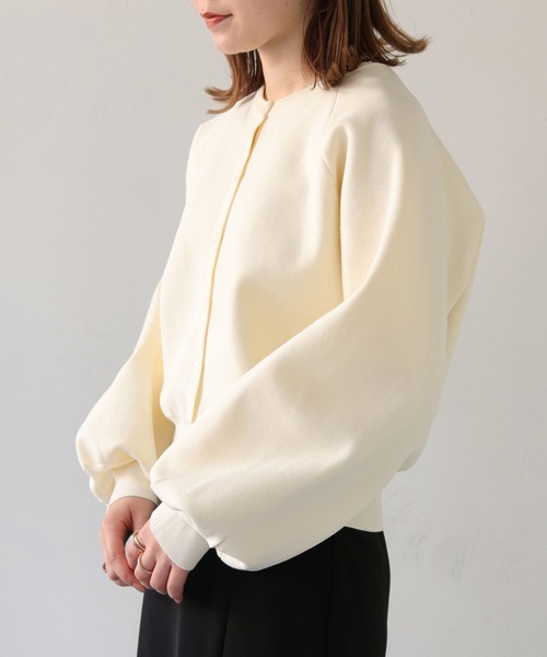 HER CLOSET（ハークローゼット）の「【shemoshelly】WEB限定ダンボールニットラグランカーディガン（カーディガン/ボレロ・レディース・ライトパープル/オフホワイト/ライトグリーン/ブラック/モカ・M）」の8枚目の写真