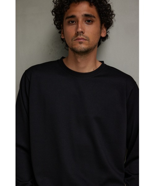 AZUL by moussy(アズールバイマウジー)の「スムースタッチベーシックロングTシャツ(Tシャツ/カットソー・メンズ・ブラック/ホワイト・MEDIUM/LARGE)」の9枚目の写真