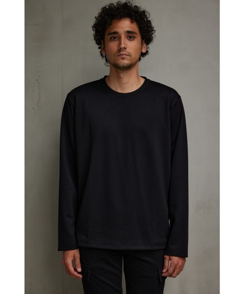 AZUL by moussy(アズールバイマウジー)の「スムースタッチベーシックロングTシャツ(Tシャツ/カットソー・メンズ・ブラック/ホワイト・MEDIUM/LARGE)」の12枚目の写真