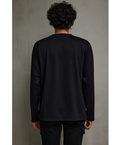 AZUL by moussy(アズールバイマウジー)の「スムースタッチベーシックロングTシャツ(Tシャツ/カットソー・メンズ・ブラック/ホワイト・MEDIUM/LARGE)」の14枚目の写真