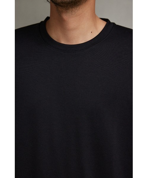 AZUL by moussy(アズールバイマウジー)の「スムースタッチベーシックロングTシャツ(Tシャツ/カットソー・メンズ・ブラック/ホワイト・MEDIUM/LARGE)」の15枚目の写真