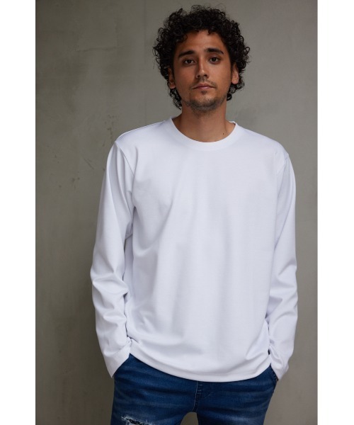 AZUL by moussy(アズールバイマウジー)の「スムースタッチベーシックロングTシャツ(Tシャツ/カットソー・メンズ・ブラック/ホワイト・MEDIUM/LARGE)」の19枚目の写真