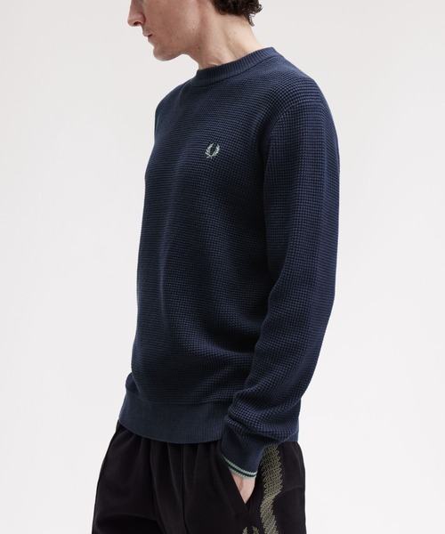 FRED PERRY(フレッドペリー)の「Waffle Stitch Jumper/ワッフルステッチニット(ニット/セーター・メンズ・ホワイト/ブラック/ダークカーキ/ベージュ/ブラウン/カーキ/ベージュ系その他/ダークブルー・L/M/S)」の11枚目の写真