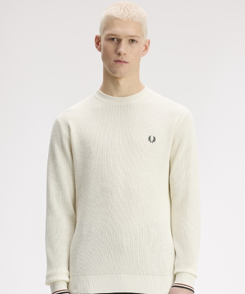FRED PERRY（フレッドペリー）の「Waffle Stitch Jumper／ワッフルステッチニット（ニット/セーター・メンズ・ホワイト/ブラック/ダークカーキ/ベージュ/ブラウン/カーキ/ベージュ系その他/ダークブルー・L/M/S）」の19枚目の写真