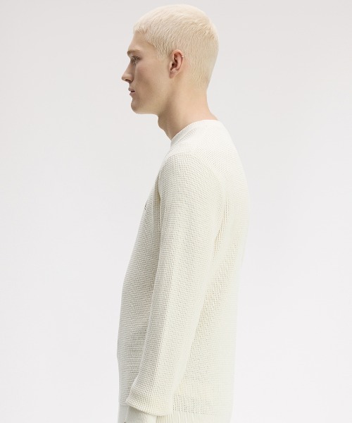 FRED PERRY（フレッドペリー）の「Waffle Stitch Jumper／ワッフルステッチニット（ニット/セーター・メンズ・ホワイト/ブラック/ダークカーキ/ベージュ/ブラウン/カーキ/ベージュ系その他/ダークブルー・L/M/S）」の20枚目の写真