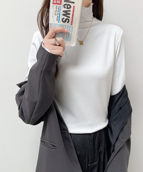 ECLIN(エクラン)の「メロウタートルネックインナーカットソー(Tシャツ/カットソー・レディース・モカ/ベージュ/ブラック/ホワイト・M/XL/L)」の15枚目の写真
