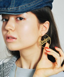 atmos pink（アトモスピンク）の「MLB Hoop Earrings / エムエルビー フープ ピアス【SP】（ピアス（両耳用））」