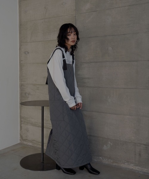 hellam（へラム）の「ハーフZIPキルティングサロペット（サロペット/オーバーオール・レディース・チャコール/カーキ/ブラック・FREE）」の2枚目の写真