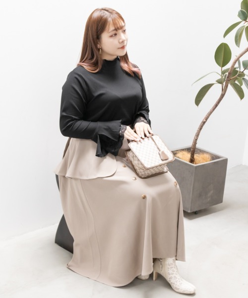 CLETTE(クレット)の「袖レースプチハイネックプルオーバー(Tシャツ/カットソー・レディース・オフホワイト/ブラック/グレイッシュベージュ・4L/LL/3L)」の19枚目の写真