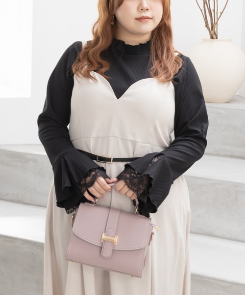 CLETTE(クレット)の「袖レースプチハイネックプルオーバー(Tシャツ/カットソー・レディース・オフホワイト/ブラック/グレイッシュベージュ・4L/LL/3L)」の16枚目の写真