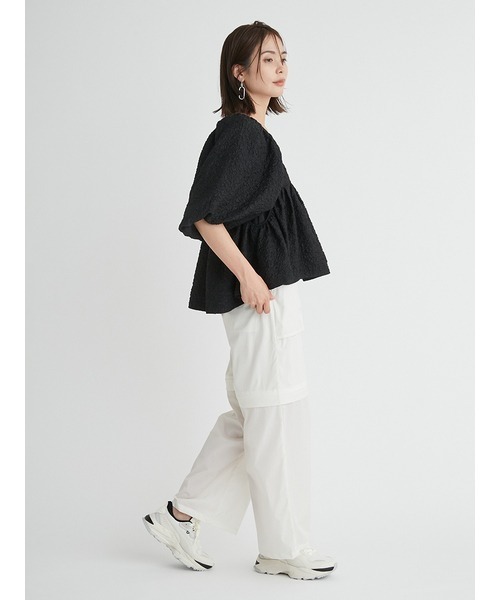 emmi（エミ）の「【emmi atelier】ふくれジャガードブラウス（シャツ/ブラウス・レディース・ブラック/ホワイト・FREE）」の16枚目の写真