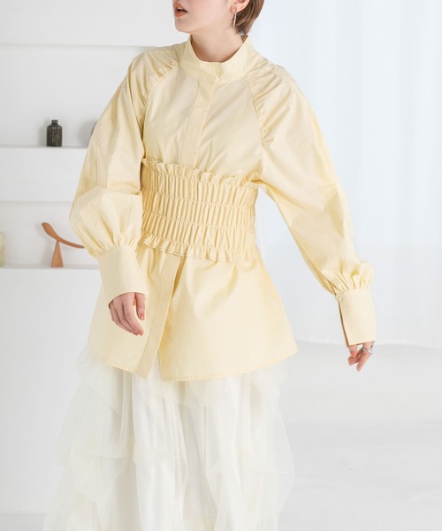 KBF（ケイビーエフ）の「シャーリングビスチェSETブラウス（シャツ/ブラウス・レディース・オフホワイト/イエロー/ブルー・ONE）」の14枚目の写真