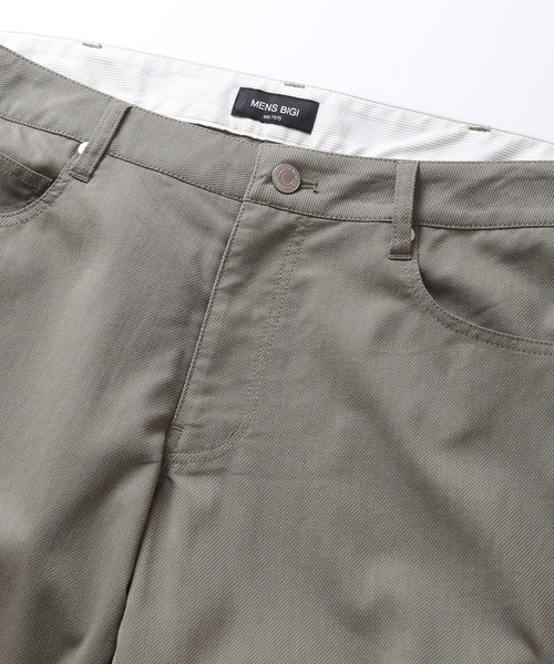 MEN'S BIGI(メンズビギ)の「COOLMAXドビーストレッチクロップドパンツ(その他パンツ・メンズ・ベージュ/カーキ/ブルー/グレー・04/03/02/01)」の12枚目の写真