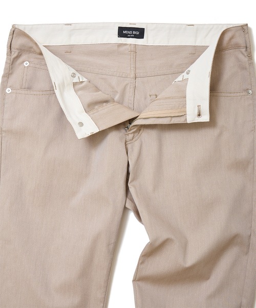 MEN'S BIGI(メンズビギ)の「COOLMAXドビーストレッチクロップドパンツ(その他パンツ・メンズ・ベージュ/カーキ/ブルー/グレー・04/03/02/01)」の19枚目の写真