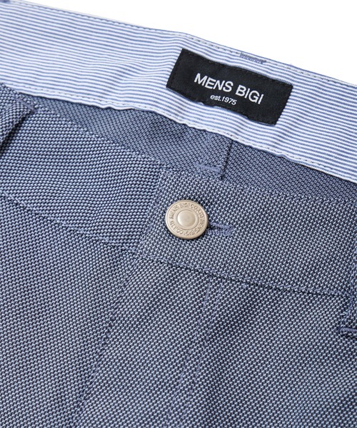 MEN'S BIGI(メンズビギ)の「COOLMAXドビーストレッチクロップドパンツ(その他パンツ・メンズ・ベージュ/カーキ/ブルー/グレー・04/03/02/01)」の11枚目の写真